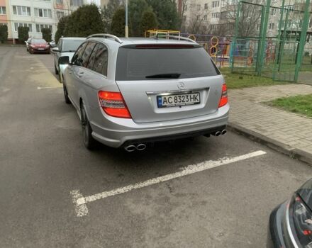 Серый Мерседес Ц-Класс, объемом двигателя 2.1 л и пробегом 294 тыс. км за 9100 $, фото 3 на Automoto.ua