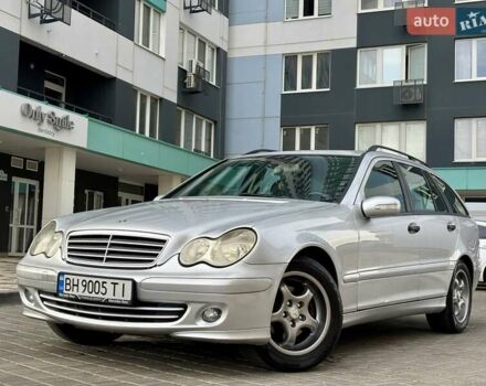 Сірий Мерседес Ц-Клас, об'ємом двигуна 2.1 л та пробігом 236 тис. км за 6400 $, фото 11 на Automoto.ua