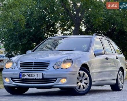 Сірий Мерседес Ц-Клас, об'ємом двигуна 2.15 л та пробігом 236 тис. км за 6400 $, фото 17 на Automoto.ua