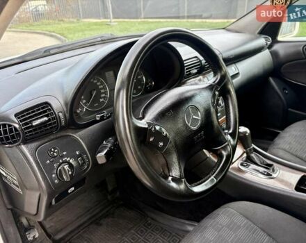 Сірий Мерседес Ц-Клас, об'ємом двигуна 2.1 л та пробігом 236 тис. км за 6400 $, фото 34 на Automoto.ua