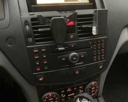 Серый Мерседес Ц-Класс, объемом двигателя 2.1 л и пробегом 294 тыс. км за 8900 $, фото 16 на Automoto.ua