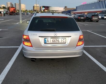 Серый Мерседес Ц-Класс, объемом двигателя 2.1 л и пробегом 410 тыс. км за 8200 $, фото 3 на Automoto.ua