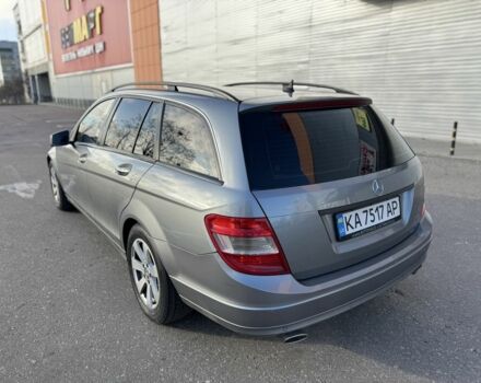 Серый Мерседес Ц-Класс, объемом двигателя 2.5 л и пробегом 315 тыс. км за 7000 $, фото 4 на Automoto.ua