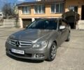 Сірий Мерседес Ц-Клас, об'ємом двигуна 2.15 л та пробігом 318 тис. км за 7950 $, фото 1 на Automoto.ua