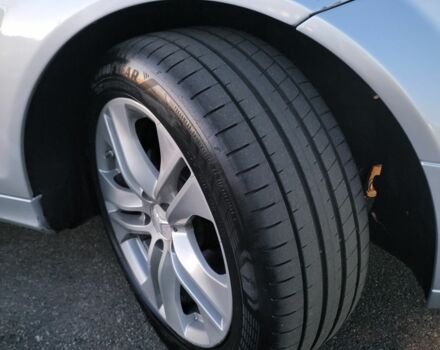 Серый Мерседес Ц-Класс, объемом двигателя 2.1 л и пробегом 410 тыс. км за 8200 $, фото 15 на Automoto.ua