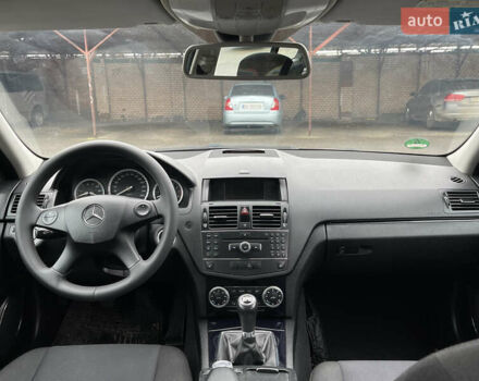 Серый Мерседес Ц-Класс, объемом двигателя 1.8 л и пробегом 244 тыс. км за 7899 $, фото 15 на Automoto.ua