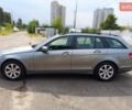 Серый Мерседес Ц-Класс, объемом двигателя 2.5 л и пробегом 371 тыс. км за 7500 $, фото 1 на Automoto.ua