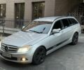 Серый Мерседес Ц-Класс, объемом двигателя 2.1 л и пробегом 340 тыс. км за 7000 $, фото 1 на Automoto.ua