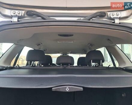 Серый Мерседес Ц-Класс, объемом двигателя 2.2 л и пробегом 357 тыс. км за 8250 $, фото 41 на Automoto.ua