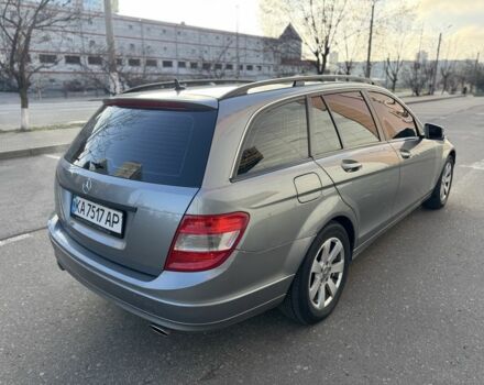 Серый Мерседес Ц-Класс, объемом двигателя 2.5 л и пробегом 315 тыс. км за 7000 $, фото 3 на Automoto.ua