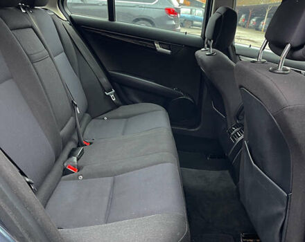 Серый Мерседес Ц-Класс, объемом двигателя 1.8 л и пробегом 244 тыс. км за 7899 $, фото 17 на Automoto.ua