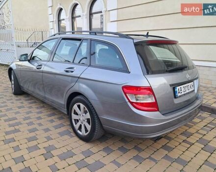 Серый Мерседес Ц-Класс, объемом двигателя 2.2 л и пробегом 357 тыс. км за 8250 $, фото 81 на Automoto.ua