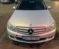 Серый Мерседес Ц-Класс, объемом двигателя 2.15 л и пробегом 372 тыс. км за 8000 $, фото 1 на Automoto.ua