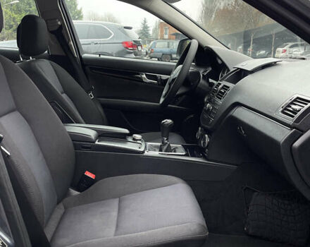 Серый Мерседес Ц-Класс, объемом двигателя 1.8 л и пробегом 244 тыс. км за 7899 $, фото 18 на Automoto.ua