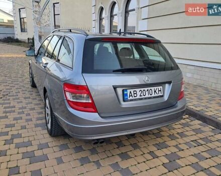 Серый Мерседес Ц-Класс, объемом двигателя 2.2 л и пробегом 357 тыс. км за 8250 $, фото 15 на Automoto.ua