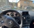 Сірий Мерседес Ц-Клас, об'ємом двигуна 2.15 л та пробігом 318 тис. км за 7950 $, фото 12 на Automoto.ua