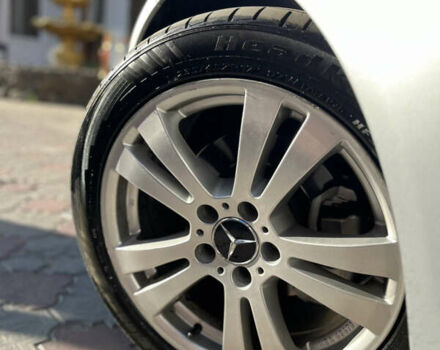 Сірий Мерседес Ц-Клас, об'ємом двигуна 2.2 л та пробігом 370 тис. км за 7999 $, фото 3 на Automoto.ua