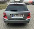 Сірий Мерседес Ц-Клас, об'ємом двигуна 2.15 л та пробігом 276 тис. км за 6800 $, фото 7 на Automoto.ua