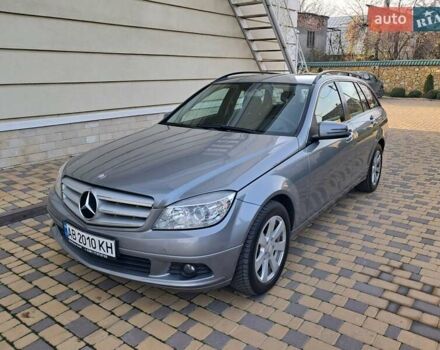 Серый Мерседес Ц-Класс, объемом двигателя 2.2 л и пробегом 357 тыс. км за 8250 $, фото 22 на Automoto.ua