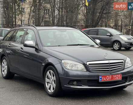 Серый Мерседес Ц-Класс, объемом двигателя 1.8 л и пробегом 244 тыс. км за 7899 $, фото 2 на Automoto.ua