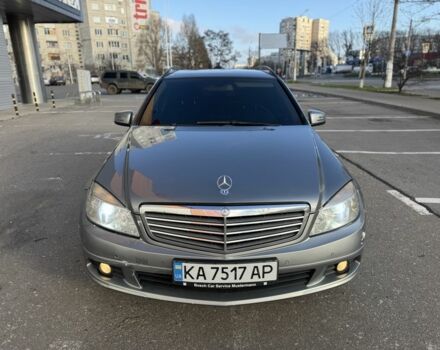 Серый Мерседес Ц-Класс, объемом двигателя 2.5 л и пробегом 315 тыс. км за 7000 $, фото 1 на Automoto.ua