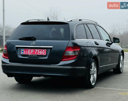 Серый Мерседес Ц-Класс, объемом двигателя 2.2 л и пробегом 304 тыс. км за 8700 $, фото 18 на Automoto.ua