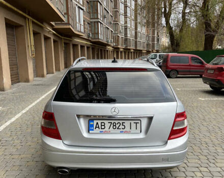 Сірий Мерседес Ц-Клас, об'ємом двигуна 2.2 л та пробігом 276 тис. км за 7700 $, фото 5 на Automoto.ua