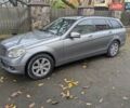 Сірий Мерседес Ц-Клас, об'ємом двигуна 2.15 л та пробігом 315 тис. км за 7900 $, фото 2 на Automoto.ua
