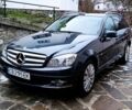 Сірий Мерседес Ц-Клас, об'ємом двигуна 3 л та пробігом 308 тис. км за 9999 $, фото 1 на Automoto.ua