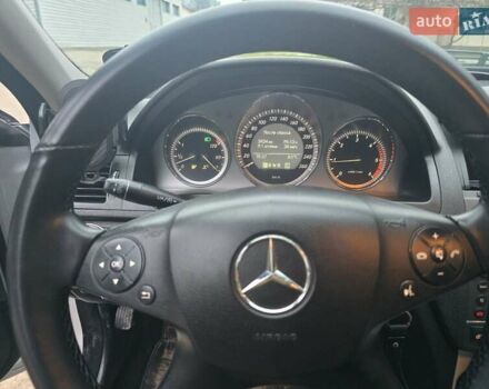 Сірий Мерседес Ц-Клас, об'ємом двигуна 2.2 л та пробігом 286 тис. км за 7800 $, фото 10 на Automoto.ua