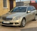 Серый Мерседес Ц-Класс, объемом двигателя 2.14 л и пробегом 311 тыс. км за 7550 $, фото 1 на Automoto.ua