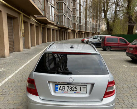 Сірий Мерседес Ц-Клас, об'ємом двигуна 2.2 л та пробігом 276 тис. км за 7700 $, фото 6 на Automoto.ua