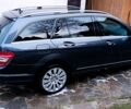 Сірий Мерседес Ц-Клас, об'ємом двигуна 3 л та пробігом 308 тис. км за 9999 $, фото 2 на Automoto.ua