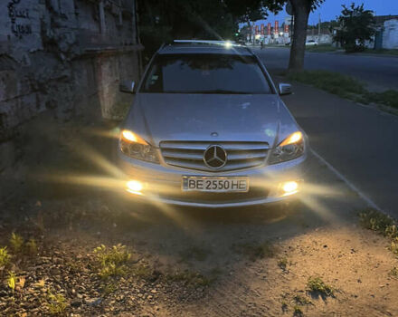 Серый Мерседес Ц-Класс, объемом двигателя 1.6 л и пробегом 180 тыс. км за 9100 $, фото 6 на Automoto.ua