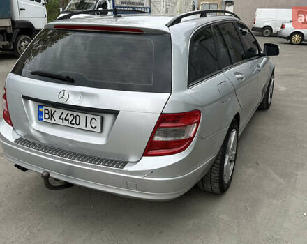 Серый Мерседес Ц-Класс, объемом двигателя 2.15 л и пробегом 333 тыс. км за 7300 $, фото 8 на Automoto.ua