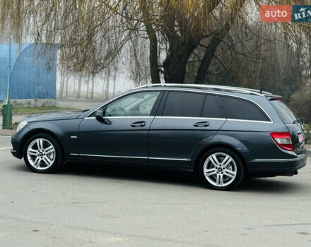 Серый Мерседес Ц-Класс, объемом двигателя 2.2 л и пробегом 304 тыс. км за 8700 $, фото 10 на Automoto.ua