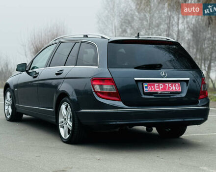 Серый Мерседес Ц-Класс, объемом двигателя 2.2 л и пробегом 304 тыс. км за 8700 $, фото 19 на Automoto.ua