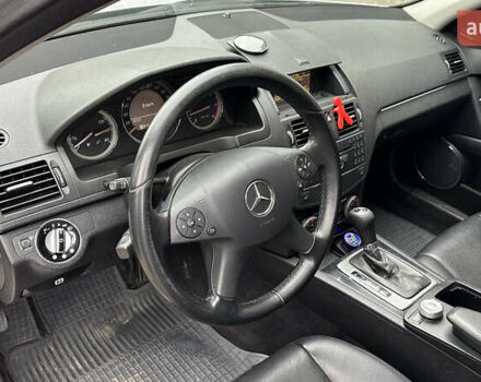 Серый Мерседес Ц-Класс, объемом двигателя 2.15 л и пробегом 333 тыс. км за 7300 $, фото 16 на Automoto.ua