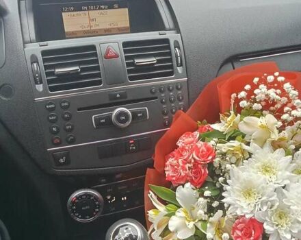 Сірий Мерседес Ц-Клас, об'ємом двигуна 2.2 л та пробігом 400 тис. км за 6700 $, фото 11 на Automoto.ua