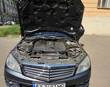 Сірий Мерседес Ц-Клас, об'ємом двигуна 2.14 л та пробігом 277 тис. км за 9799 $, фото 24 на Automoto.ua