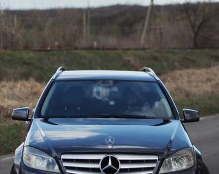 Серый Мерседес Ц-Класс, объемом двигателя 2.2 л и пробегом 250 тыс. км за 10000 $, фото 20 на Automoto.ua