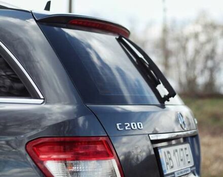 Серый Мерседес Ц-Класс, объемом двигателя 2.2 л и пробегом 250 тыс. км за 10000 $, фото 12 на Automoto.ua