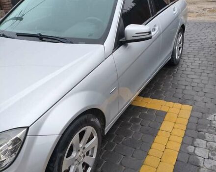 Сірий Мерседес Ц-Клас, об'ємом двигуна 2.2 л та пробігом 332 тис. км за 9200 $, фото 13 на Automoto.ua