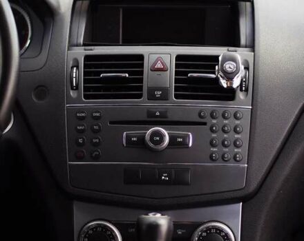 Серый Мерседес Ц-Класс, объемом двигателя 2.2 л и пробегом 250 тыс. км за 10000 $, фото 37 на Automoto.ua