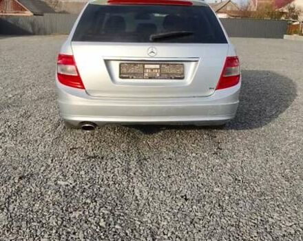 Серый Мерседес Ц-Класс, объемом двигателя 2.2 л и пробегом 449 тыс. км за 5300 $, фото 6 на Automoto.ua