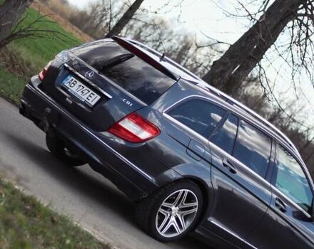 Серый Мерседес Ц-Класс, объемом двигателя 2.2 л и пробегом 250 тыс. км за 10000 $, фото 29 на Automoto.ua