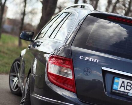 Серый Мерседес Ц-Класс, объемом двигателя 2.2 л и пробегом 250 тыс. км за 10000 $, фото 13 на Automoto.ua