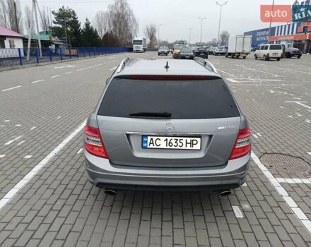 Сірий Мерседес Ц-Клас, об'ємом двигуна 2.99 л та пробігом 248 тис. км за 6700 $, фото 21 на Automoto.ua