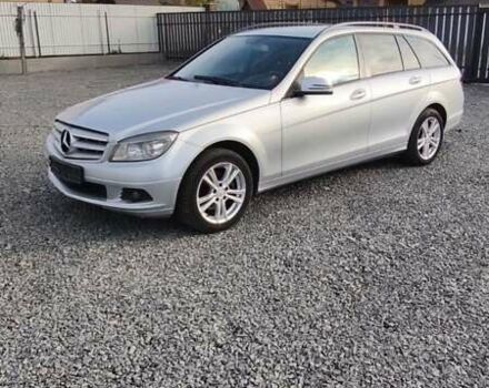 Серый Мерседес Ц-Класс, объемом двигателя 2.2 л и пробегом 449 тыс. км за 5300 $, фото 12 на Automoto.ua