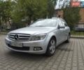 Сірий Мерседес Ц-Клас, об'ємом двигуна 2.2 л та пробігом 200 тис. км за 9000 $, фото 1 на Automoto.ua